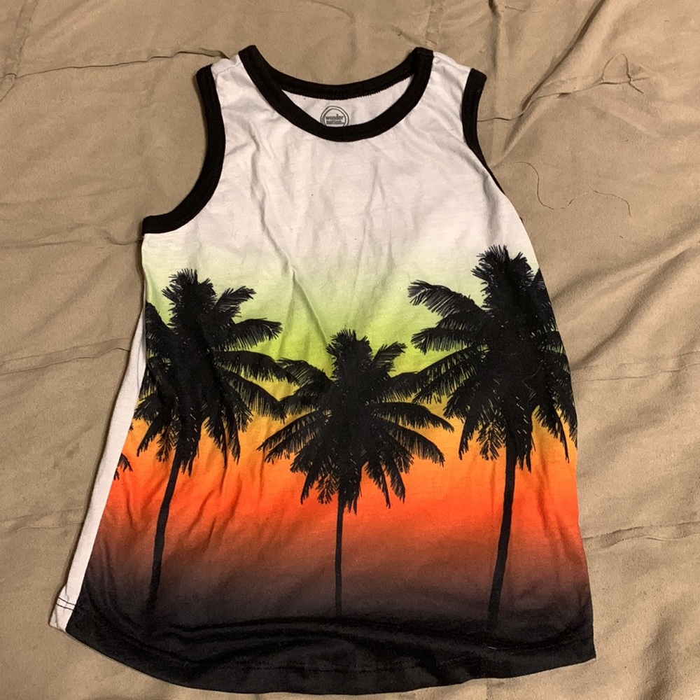 Set of 4 Boys Tanks, two are size 4/5 & two are size 6/7 - Picture 3 of 5